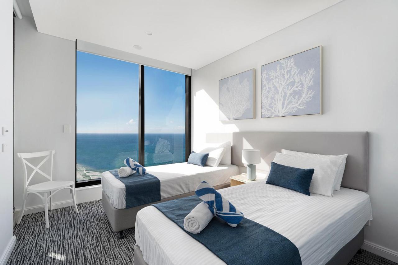 Sea View Beachfront Apartment In Surfers Gold Coast Extérieur photo