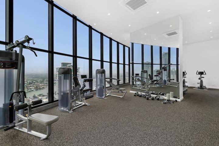 Sea View Beachfront Apartment In Surfers Gold Coast Extérieur photo